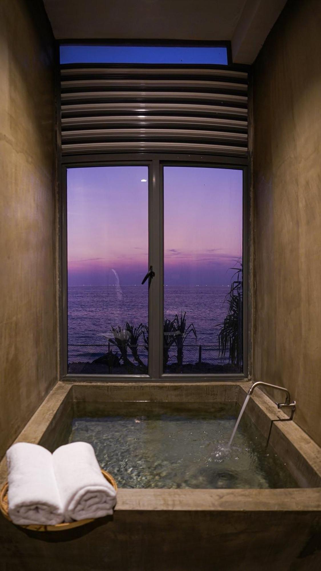 Beyond The Sea By Ceylonese Hotel Ambalangoda  Exterior photo